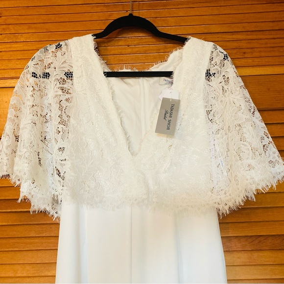 NEW- Tadashi Shoji - BRANSON LACE CAPELET IVORY JUMPSUIT- size 0/2 - Picture 7 of 9